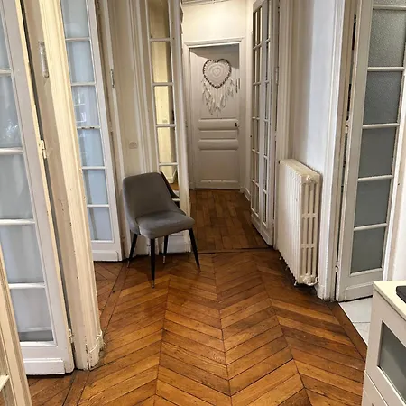 Luxueux Haussmanien Arc De Triomphe